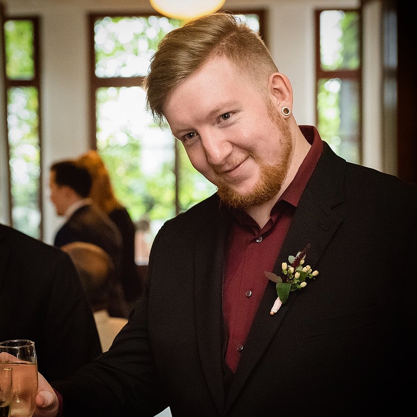 Kevin 'derRumble' Link, Founder and Creative Lead at ReKaiku Media, specialist in gaming community building and storytelling