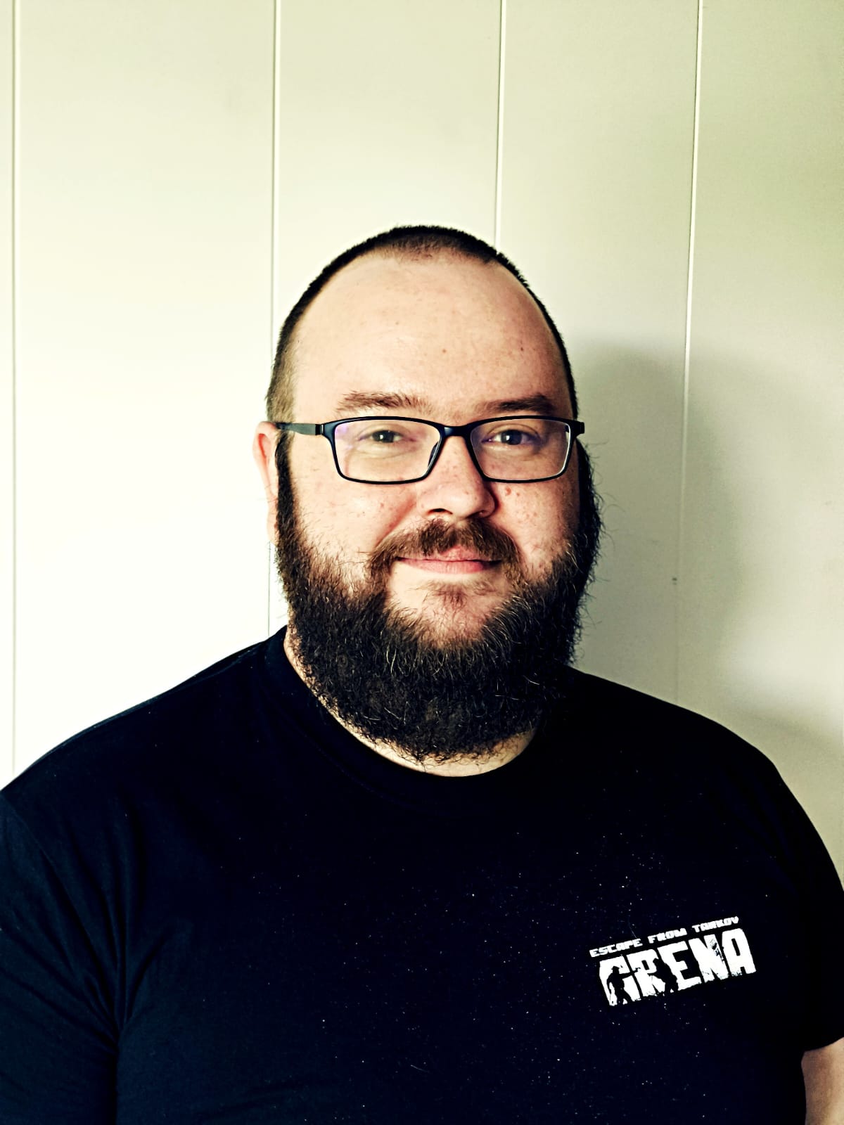 Dennis 'Nakasaya' Düvier, Creative Media and Marketing expert at ReKaiku Media, specialist in digital communities and content creation